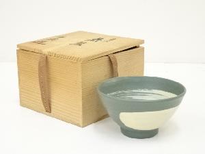 雅峰造　刷毛目茶碗（保護箱）